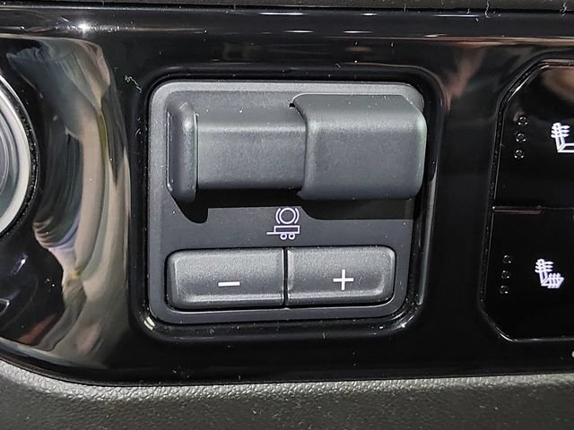 Used 2024 GMC Sierra 1500 Elevation w/ LPO, GMC Protection Package AWD/4WD image 23