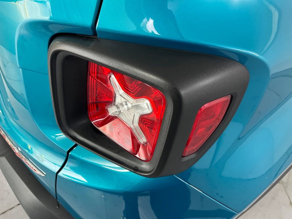 Used 2022 Jeep Renegade Trailhawk w/ Sun/Sound Group image 47