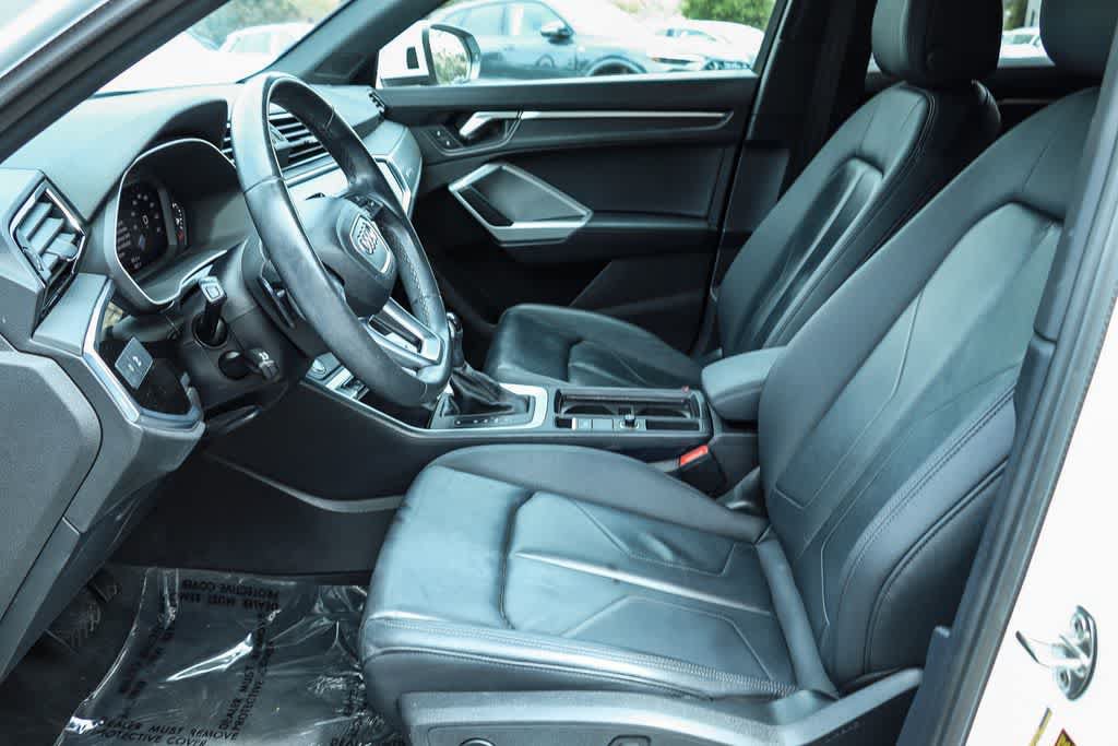 Used 2023 Audi Q3 2.0T Premium w/ Convenience Package AWD/4WD image 20