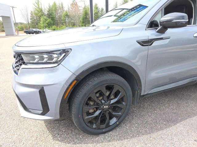 Used 2021 Kia Sorento EX image 32