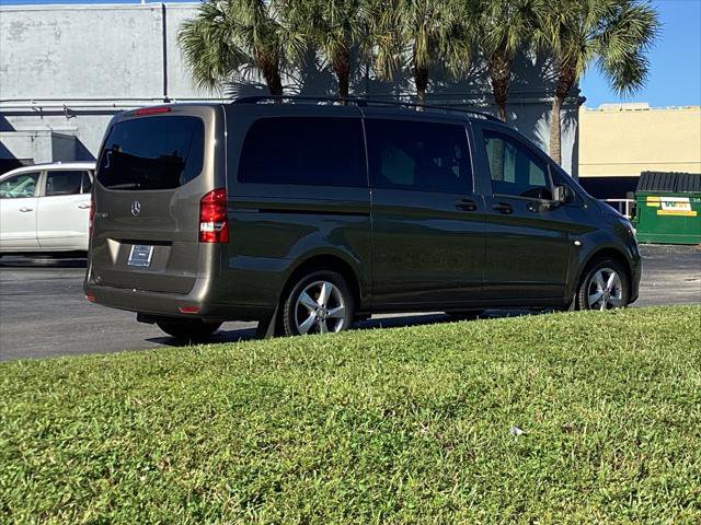 Used 2016 Mercedes-Benz Metris Passenger image 8