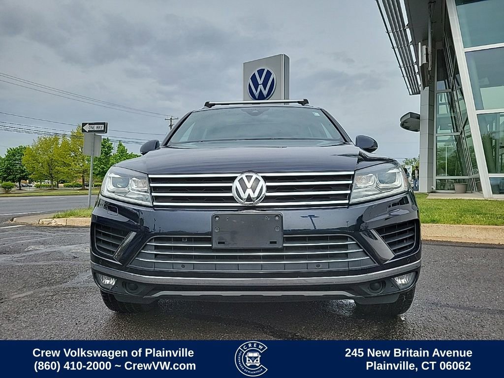 Used 2017 Volkswagen Touareg Wolfsburg Edition AWD/4WD image 22