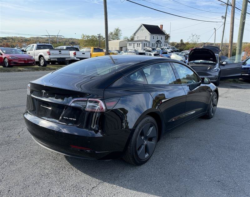 Used 2022 Tesla Model 3 Long Range AWD/4WD image 5