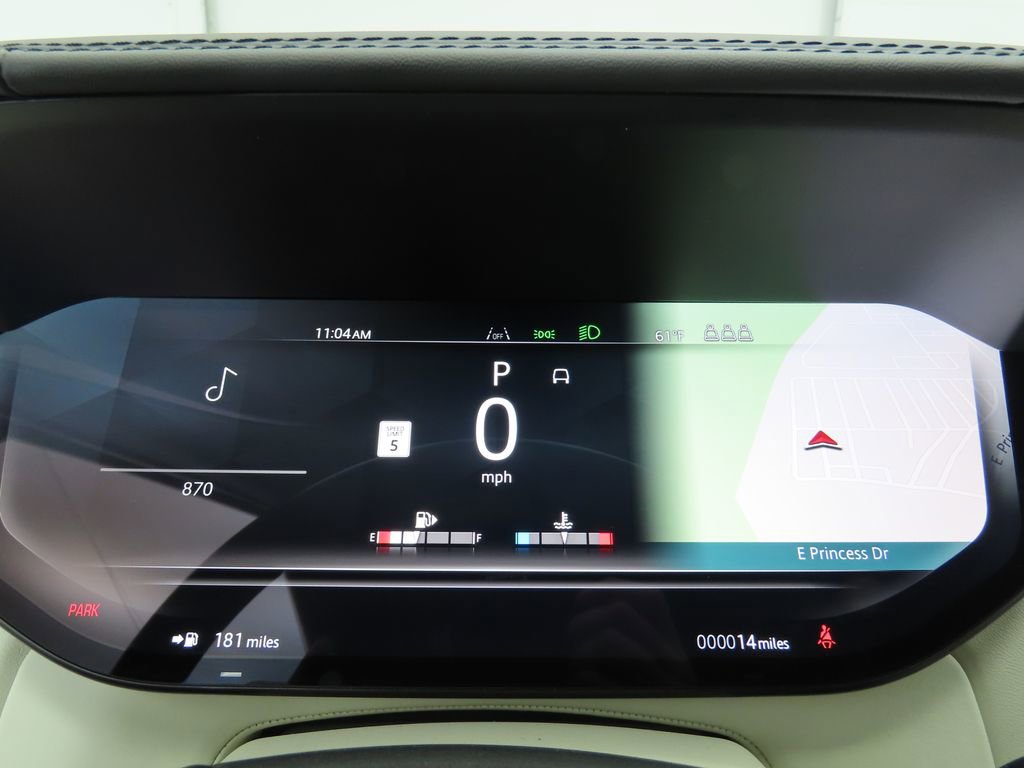 New 2026 Land Rover Range Rover SE image 31