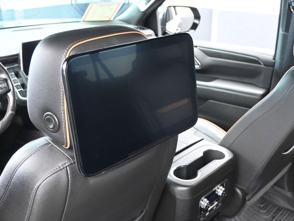 Used 2022 GMC Yukon XL AT4 w/ AT4 Premium Package image 46