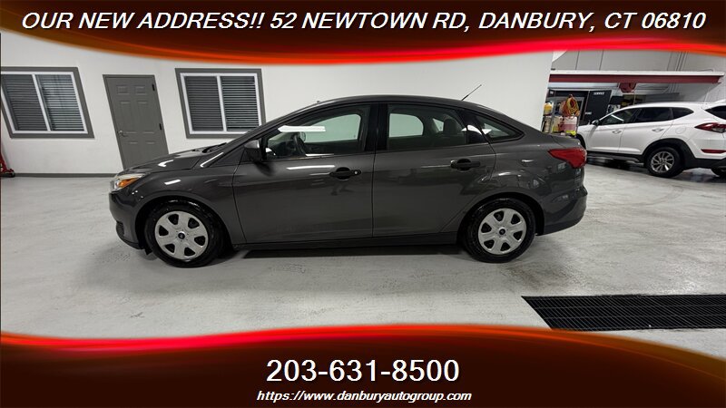 Used 2015 Ford Focus S FWD image 2