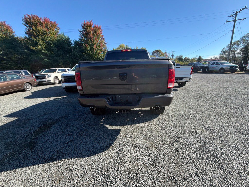 Used 2017 RAM 1500 Express AWD/4WD image 6
