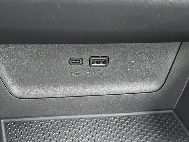 New 2026 Chevrolet Equinox LT w/ Convenience Package II image 33