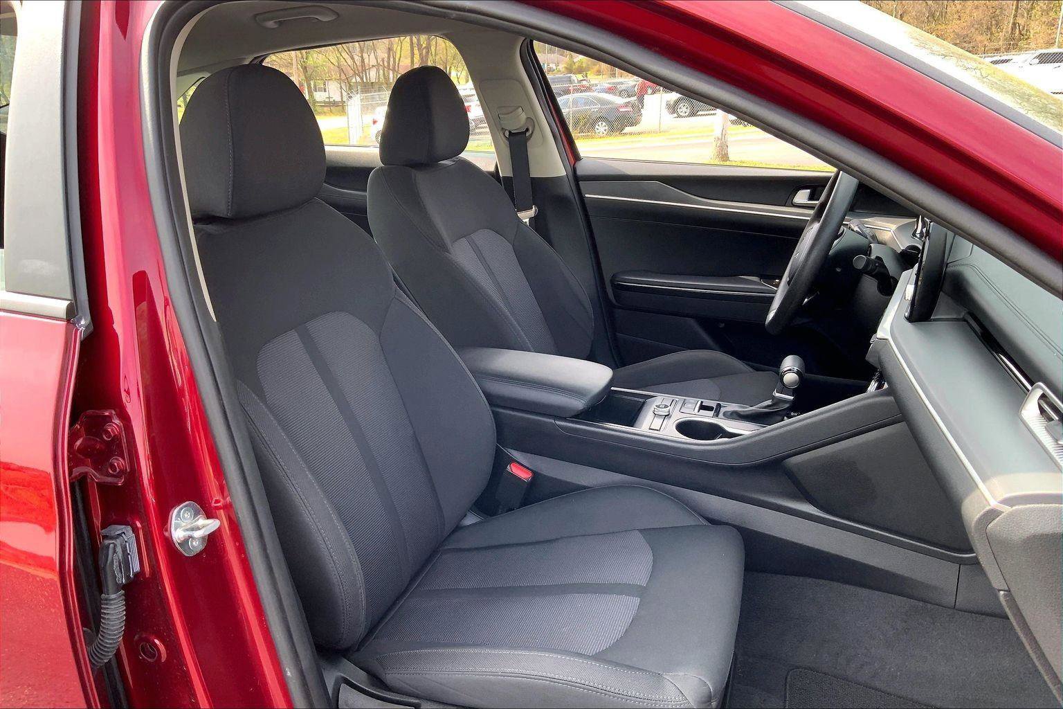 Used 2024 Kia K5 LXS image 7