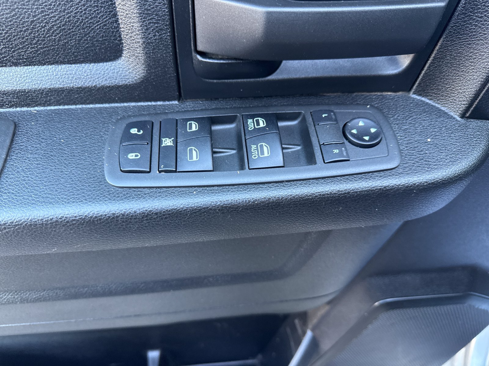 Used 2022 RAM 2500 Tradesman AWD/4WD image 11