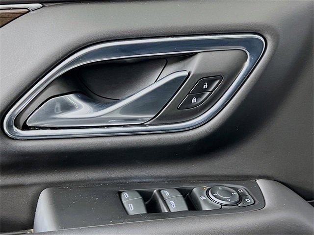 Used 2022 GMC Yukon SLE w/ Gmc Pro Safety Plus Package image 9