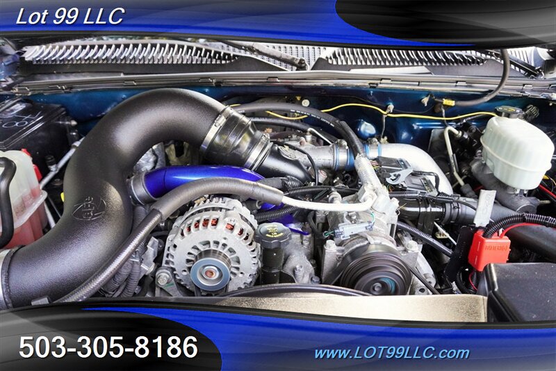 Used 2005 Chevrolet Silverado 2500 LT w/ Heavy-Duty Power Package AWD/4WD image 19