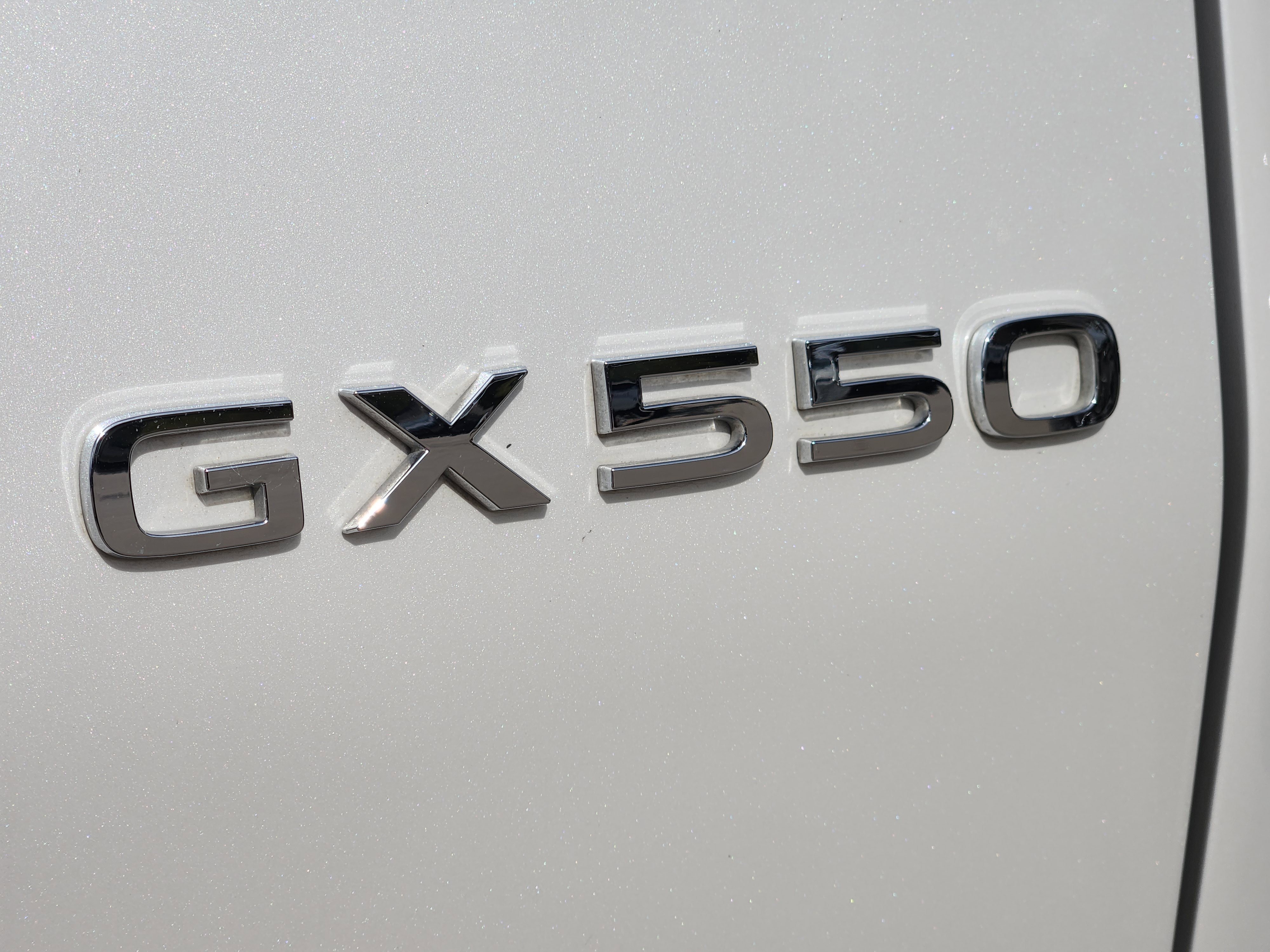 Used 2024 Lexus GX 550 image 14