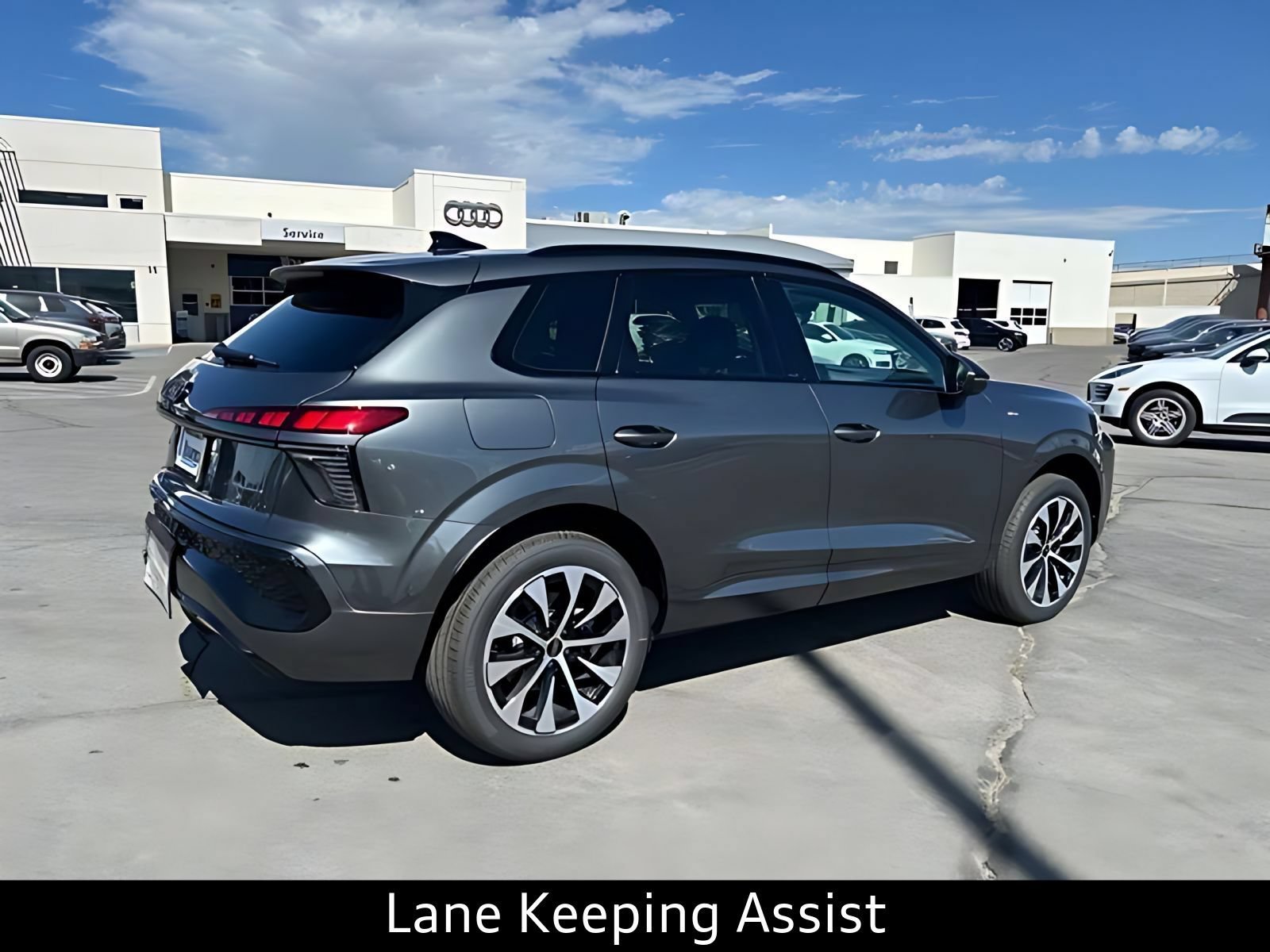New 2026 Audi Q3 quattro 2.0T AWD/4WD image 3