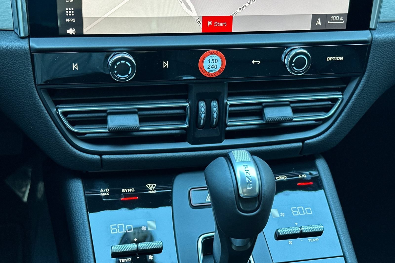 New 2026 Porsche Macan AWD/4WD image 25