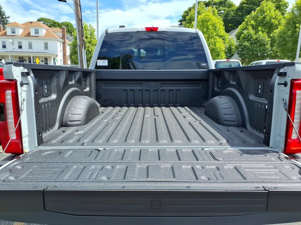New 2026 Ford F250 XLT w/ XLT Premium Package AWD/4WD image 5