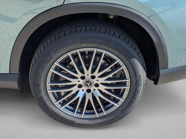 New 2027 Mercedes-Benz GLC 300 image 10