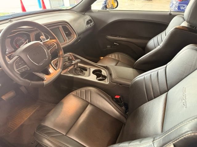 Used 2016 Dodge Challenger SRT Hellcat RWD image 8