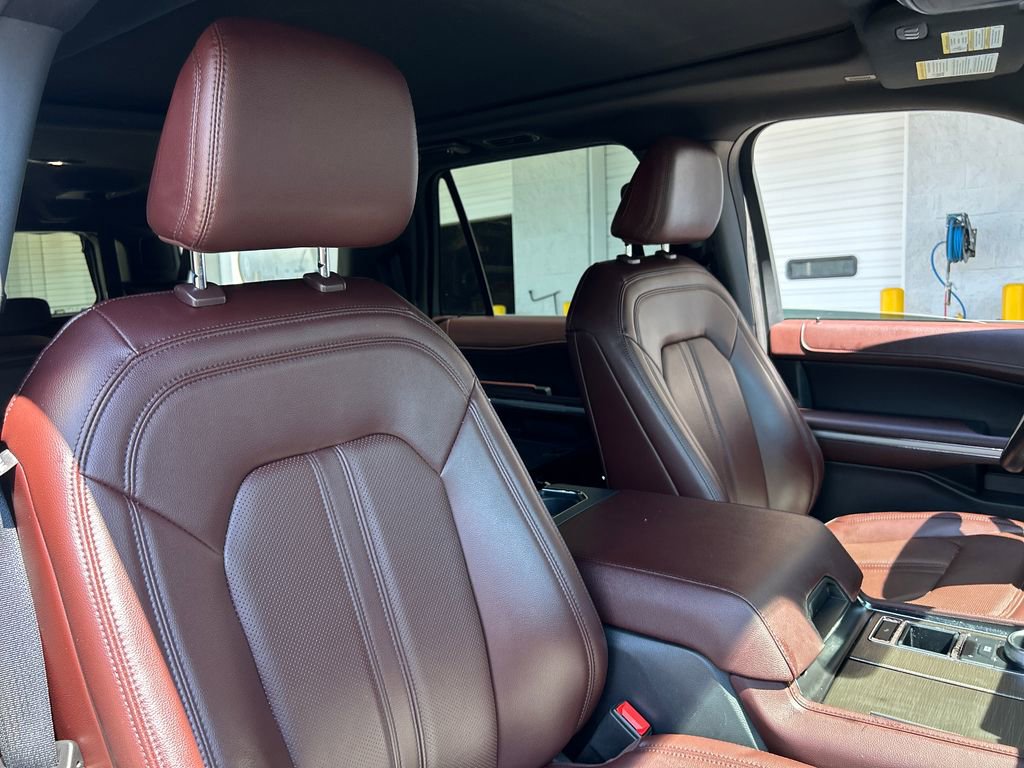 Certified 2023 Ford Expedition Max Limited RWD image 15