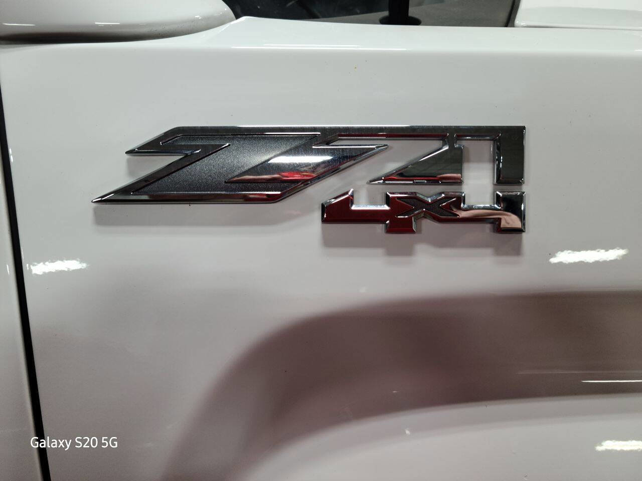 Used 2017 GMC Sierra 1500 SLE w/ SLE Value Package image 9