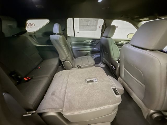 New 2026 Chevrolet Traverse LT w/ Midnight/Sport Edition FWD image 29
