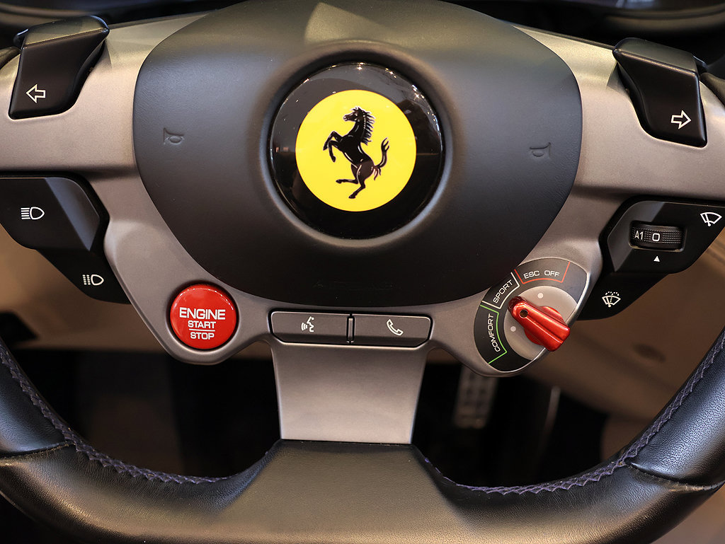 Certified 2019 Ferrari Portofino RWD image 88