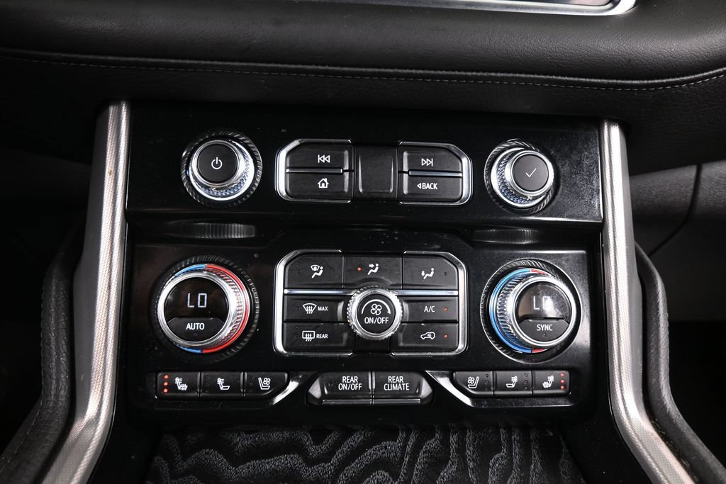 Used 2024 GMC Yukon XL Denali RWD image 33