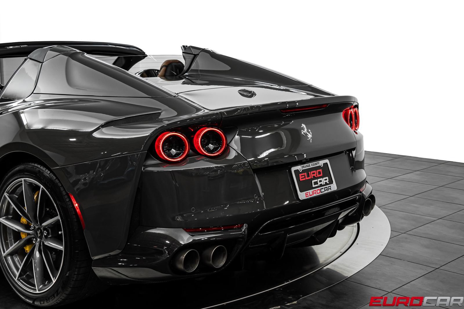 Used 2023 Ferrari 812 GTS RWD image 24