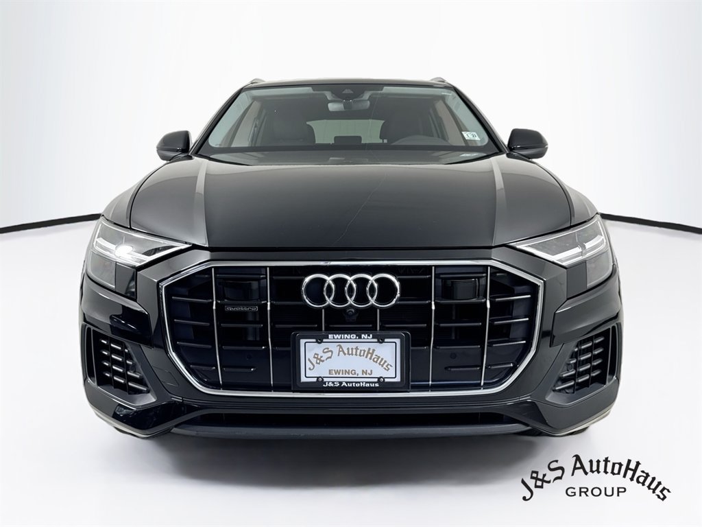 Used 2022 Audi Q8 Premium Plus w/ Premium Plus Package AWD/4WD image 2