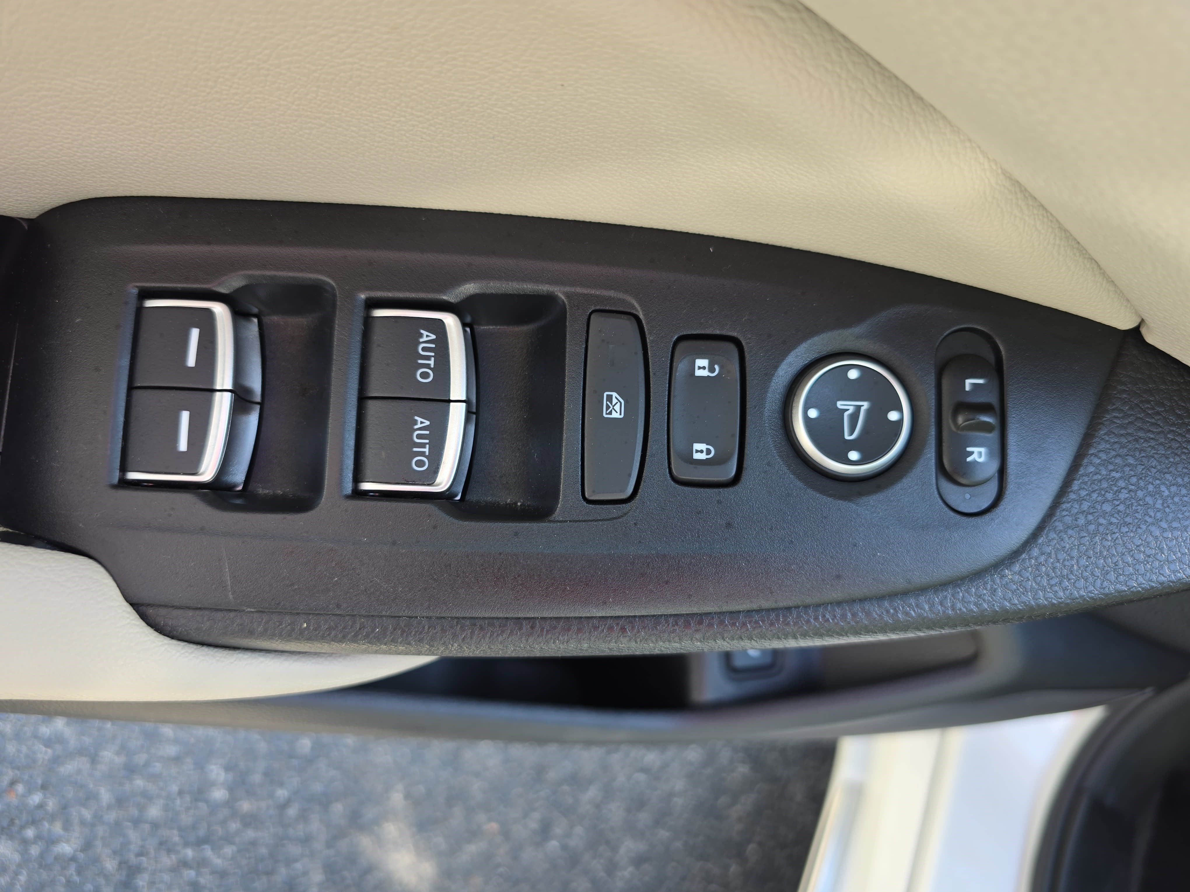 Used 2021 Honda Accord Touring image 28