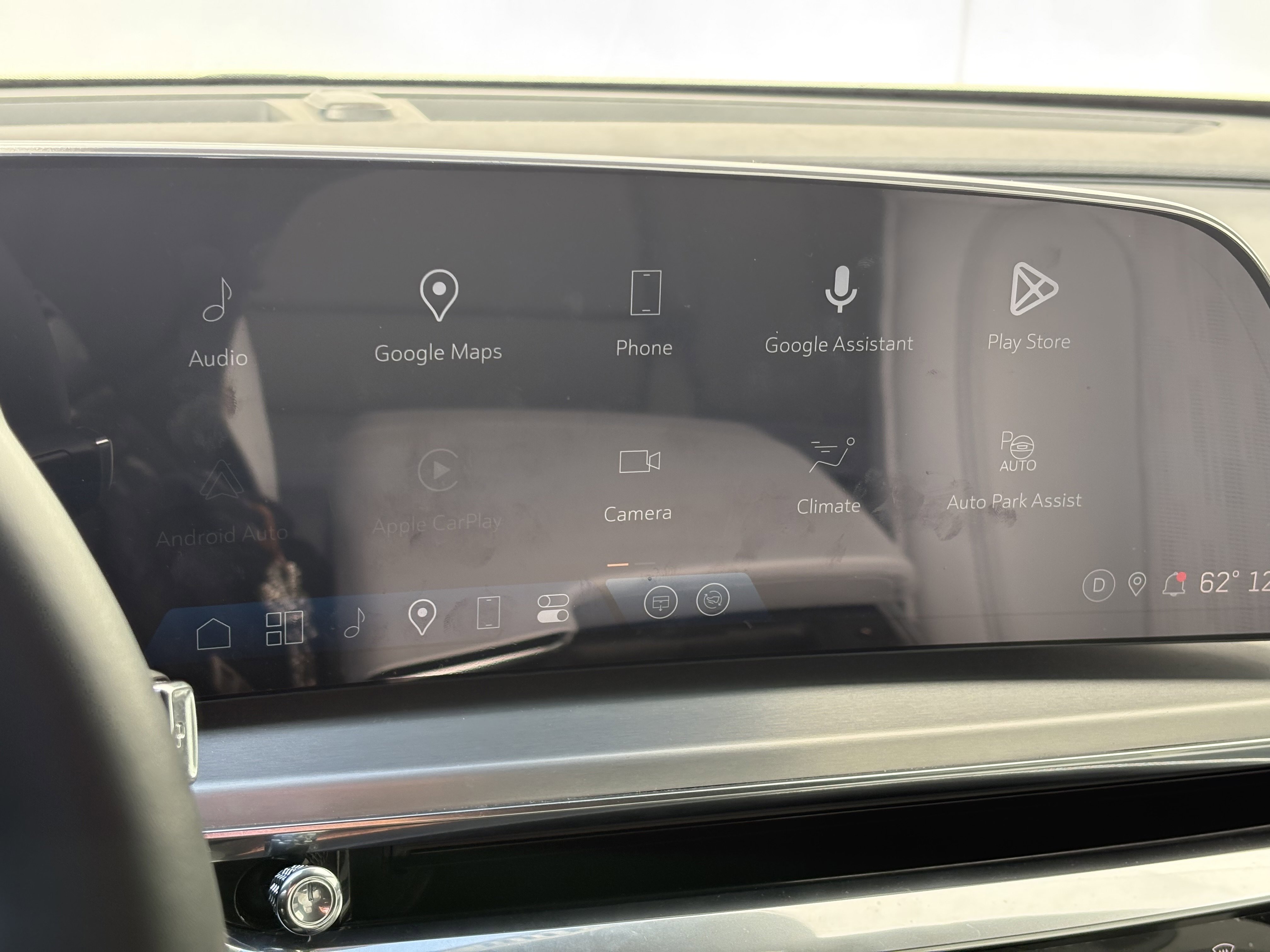 Used 2024 Cadillac Lyriq Luxury image 24