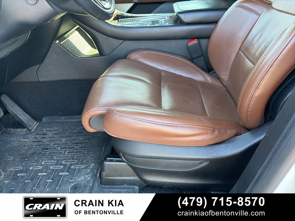 Used 2020 Lincoln Aviator Grand Touring w/ Equipment Group 302A AWD/4WD image 21