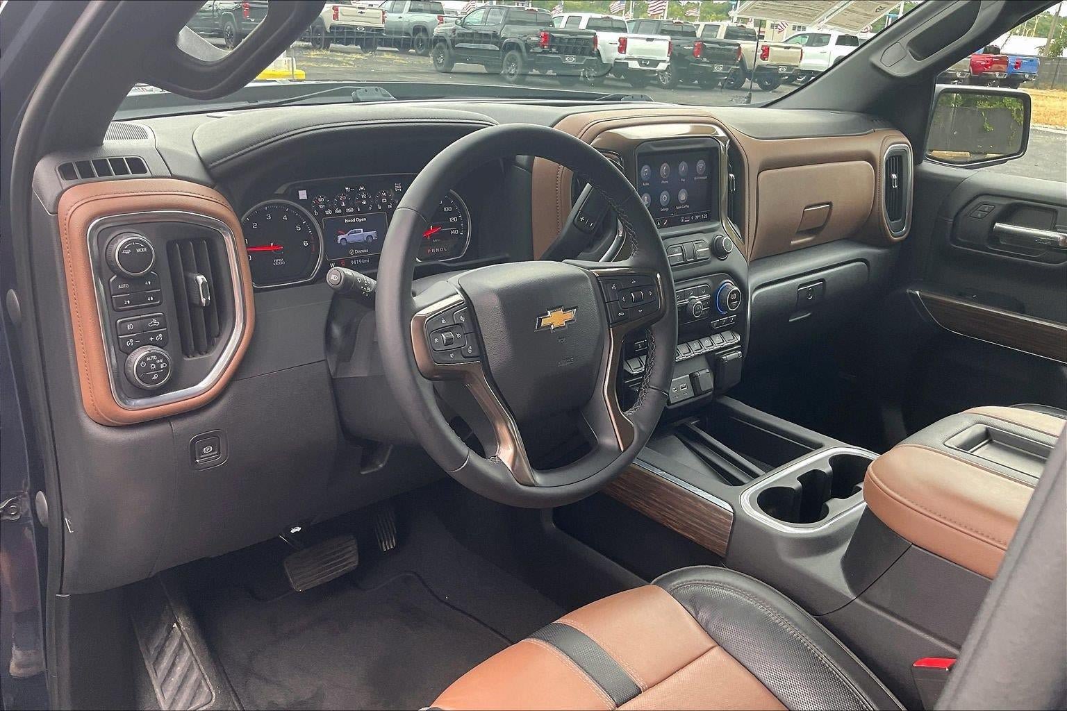 Used 2022 Chevrolet Silverado 1500 High Country w/ Safety Package II AWD/4WD image 15