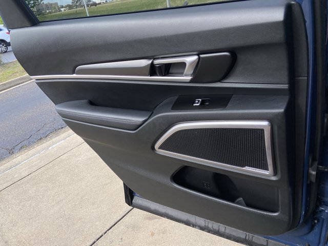 Used 2025 Kia Telluride S image 55