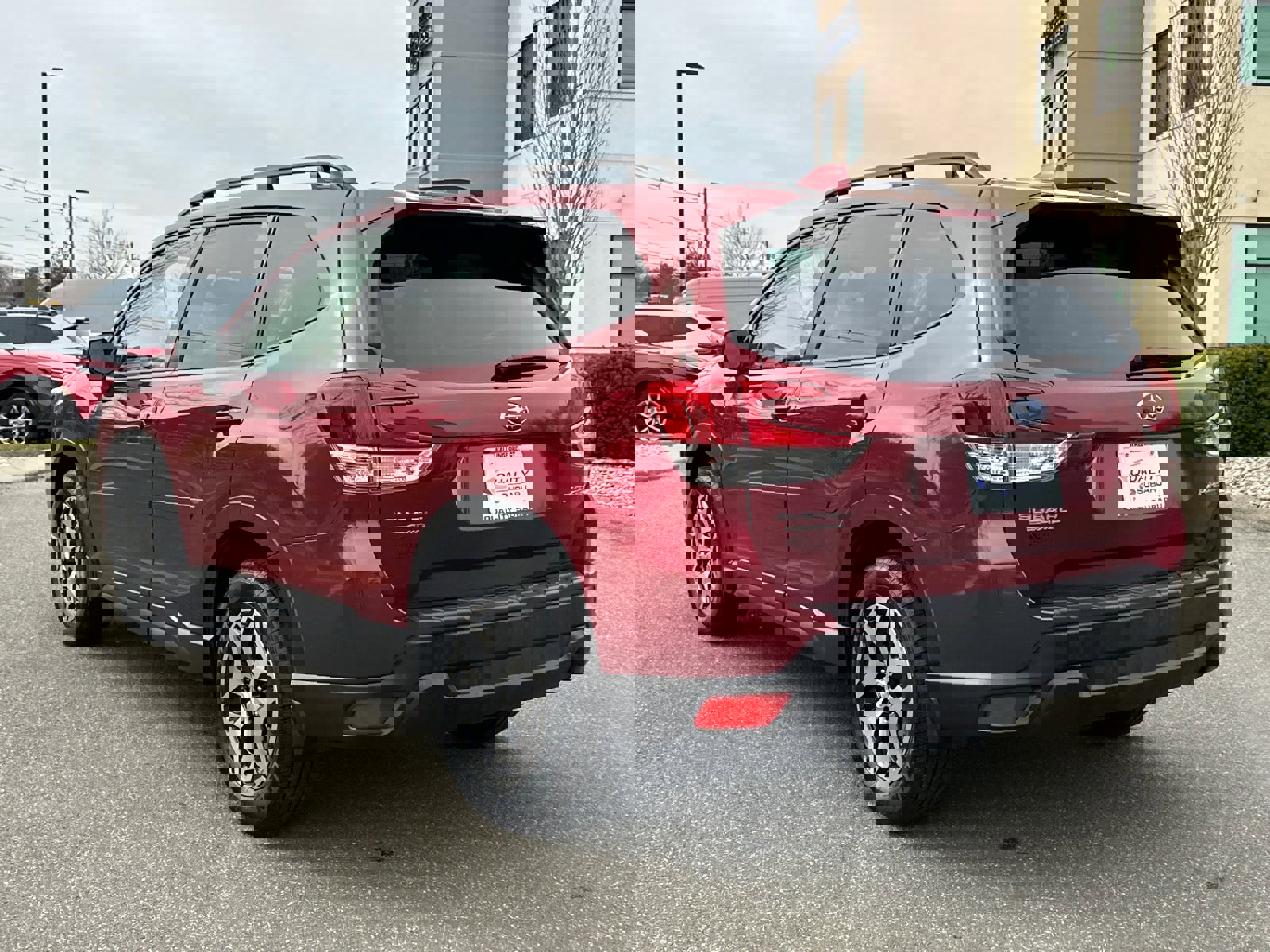 Used 2023 Subaru Forester Premium image 2