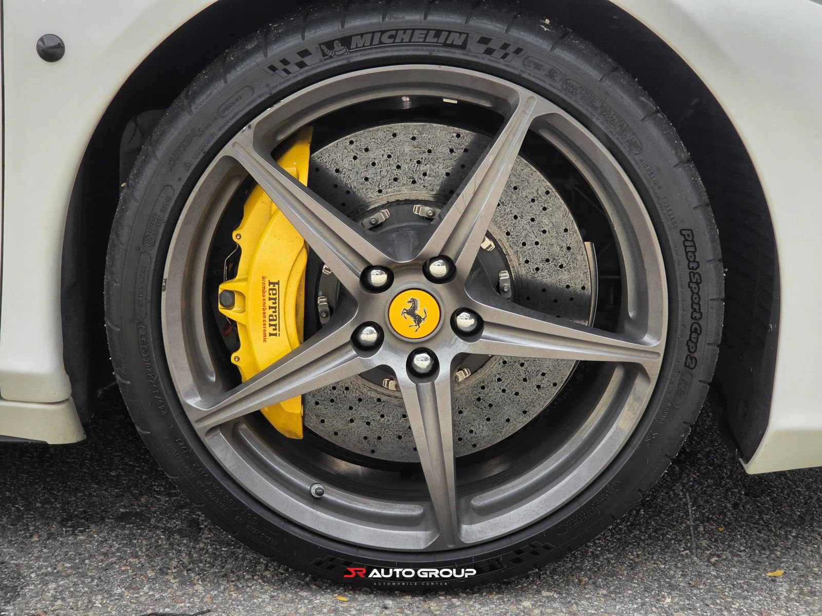 Used 2015 Ferrari 458 Italia Coupe RWD image 14