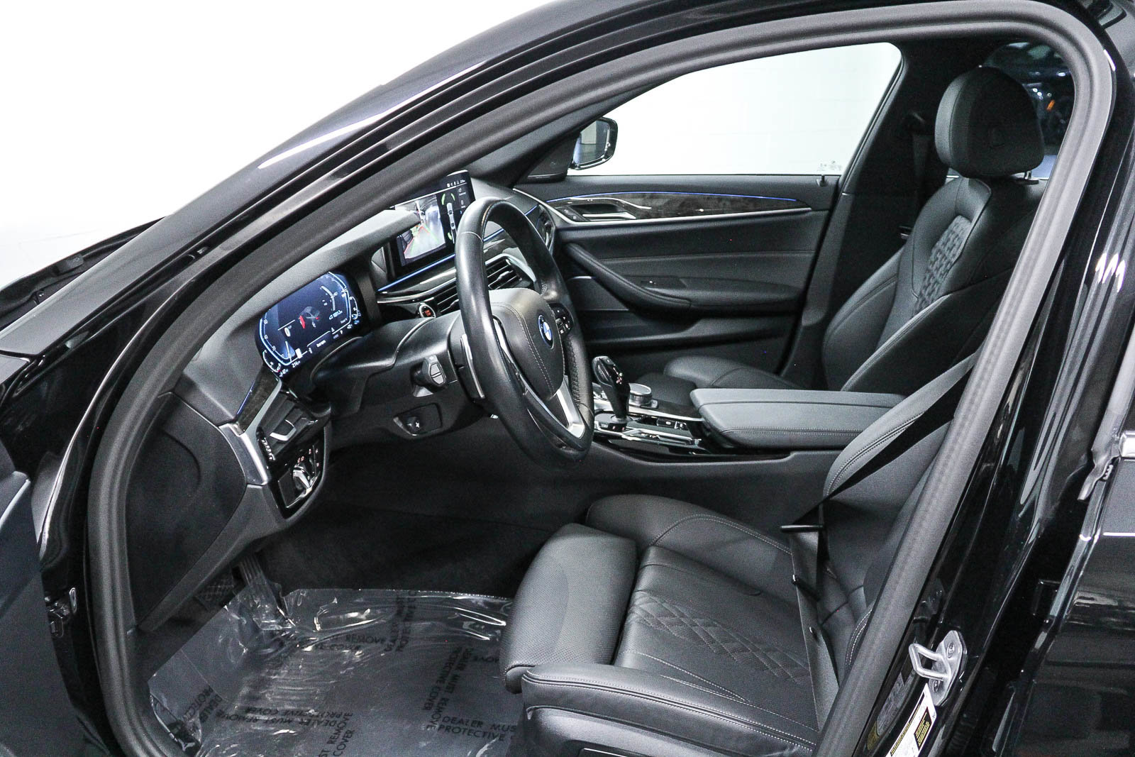 Certified 2023 BMW 530e w/ Premium Package RWD image 19
