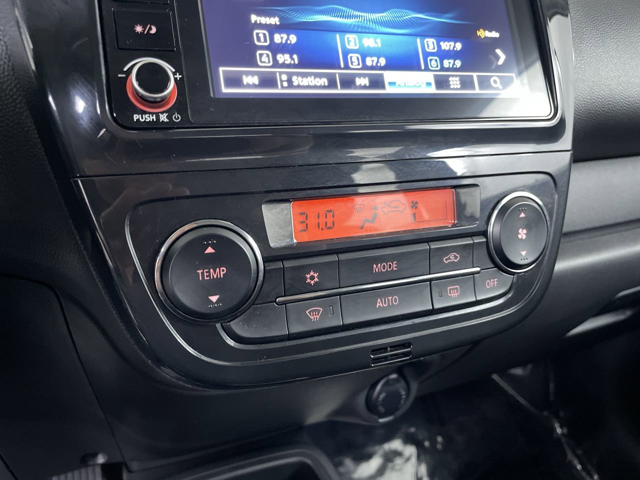 Used 2024 Mitsubishi Mirage G4 LE FWD image 16