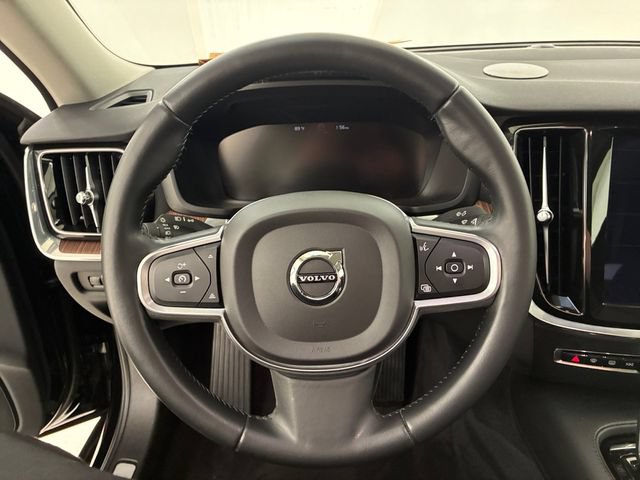 Used 2021 Volvo S60 T8 R-Design Expression AWD/4WD image 22