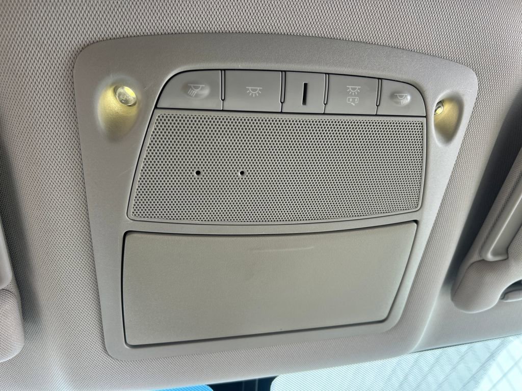 Used 2018 Nissan Pathfinder SV w/ SV All Weather Package image 15