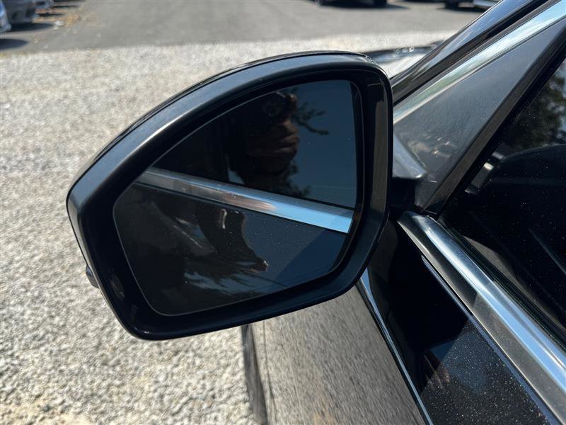 Used 2018 Jaguar F-PACE Portfolio image 15