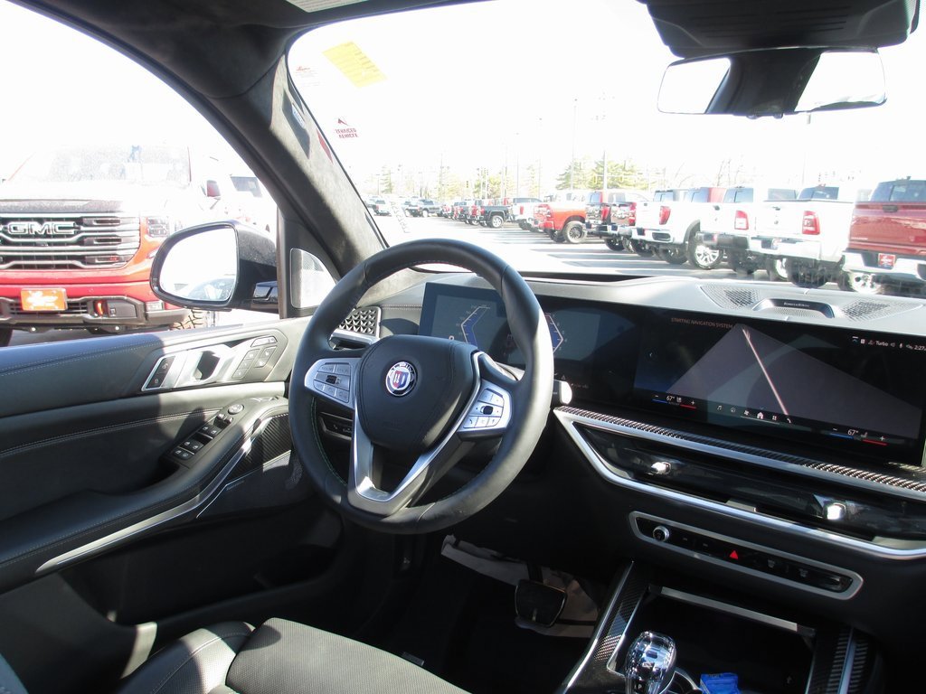 Used 2026 BMW ALPINA XB7 image 25