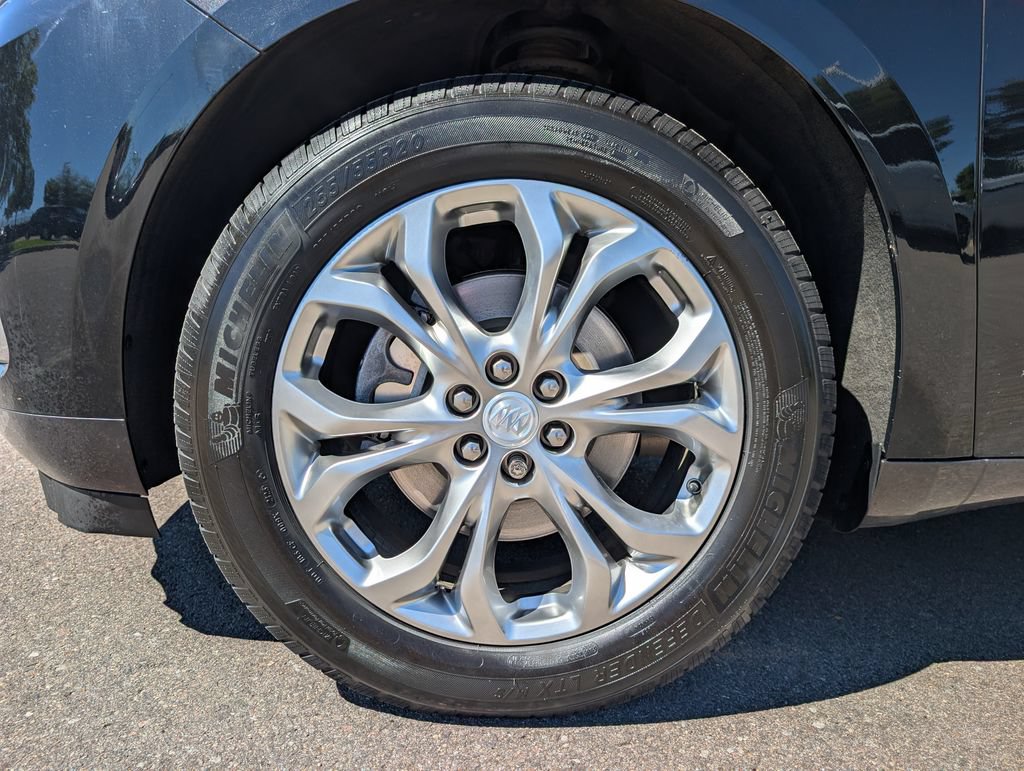 Used 2019 Buick Enclave Avenir w/ Avenir Technology Package AWD/4WD image 12