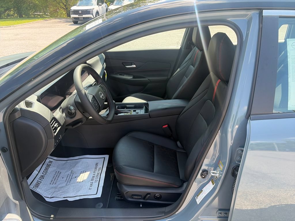 New 2026 Nissan Sentra SR w/ SR Premium Package FWD image 19