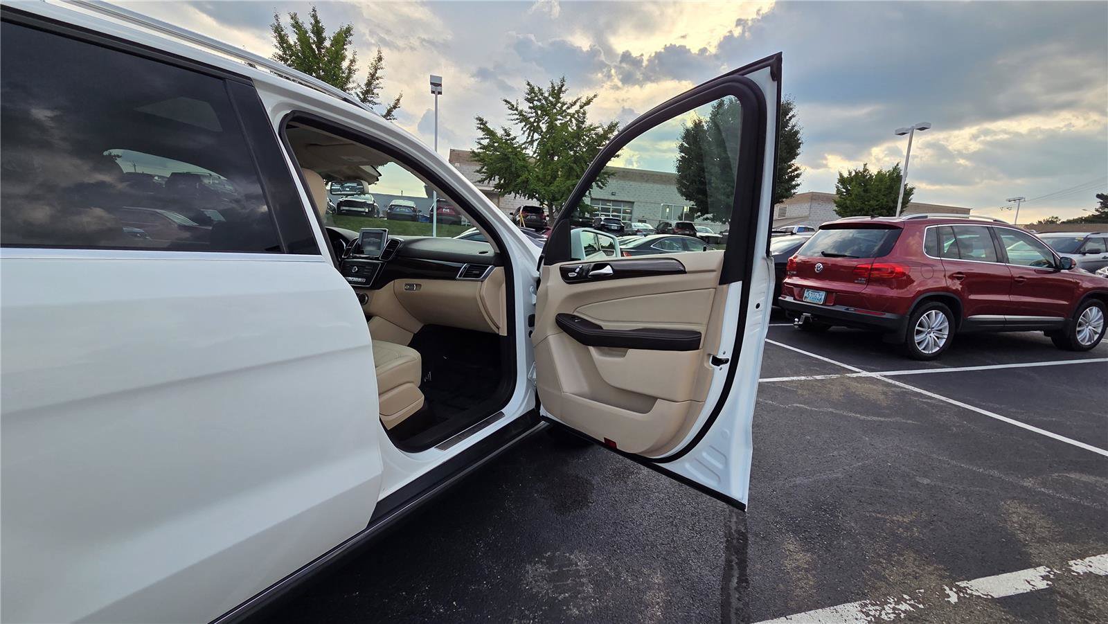 Used 2016 Mercedes-Benz GLE 350 4MATIC image 32