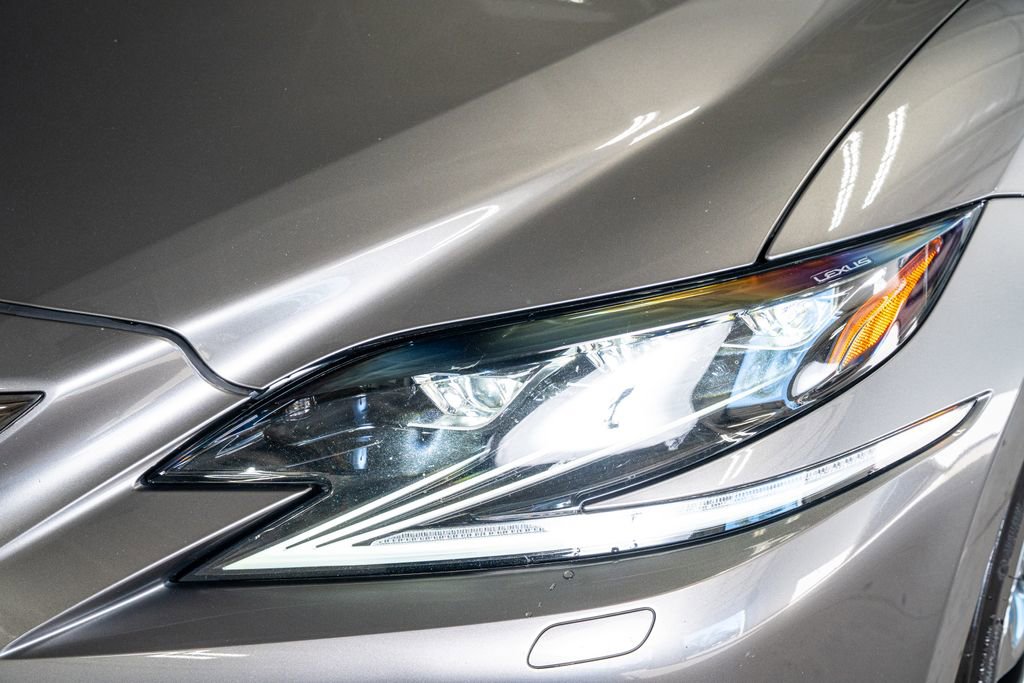 Used 2019 Lexus LS 500 F Sport AWD/4WD image 13