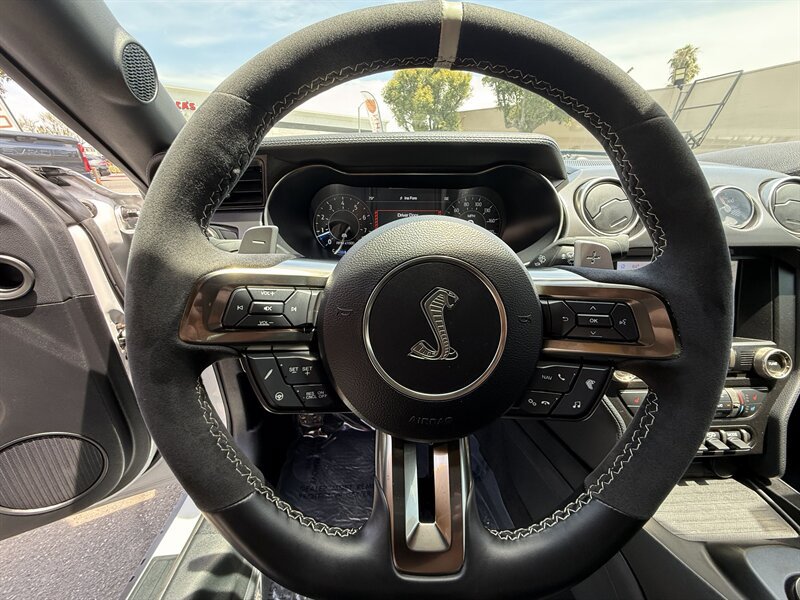 Used 2020 Ford Mustang Shelby GT500 w/ Technology Package RWD image 27