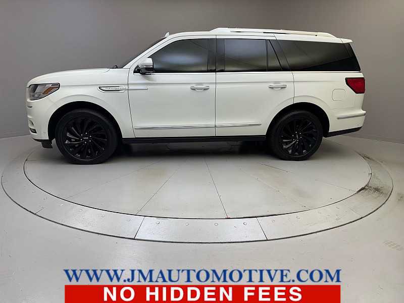 Used 2021 Lincoln Navigator Reserve AWD/4WD image 2