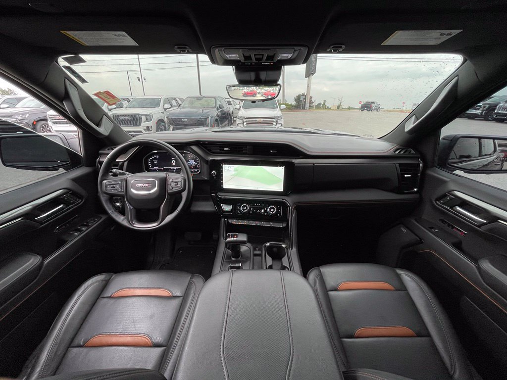 Used 2025 GMC Sierra 1500 AT4 w/ AT4 Premium Package AWD/4WD image 26