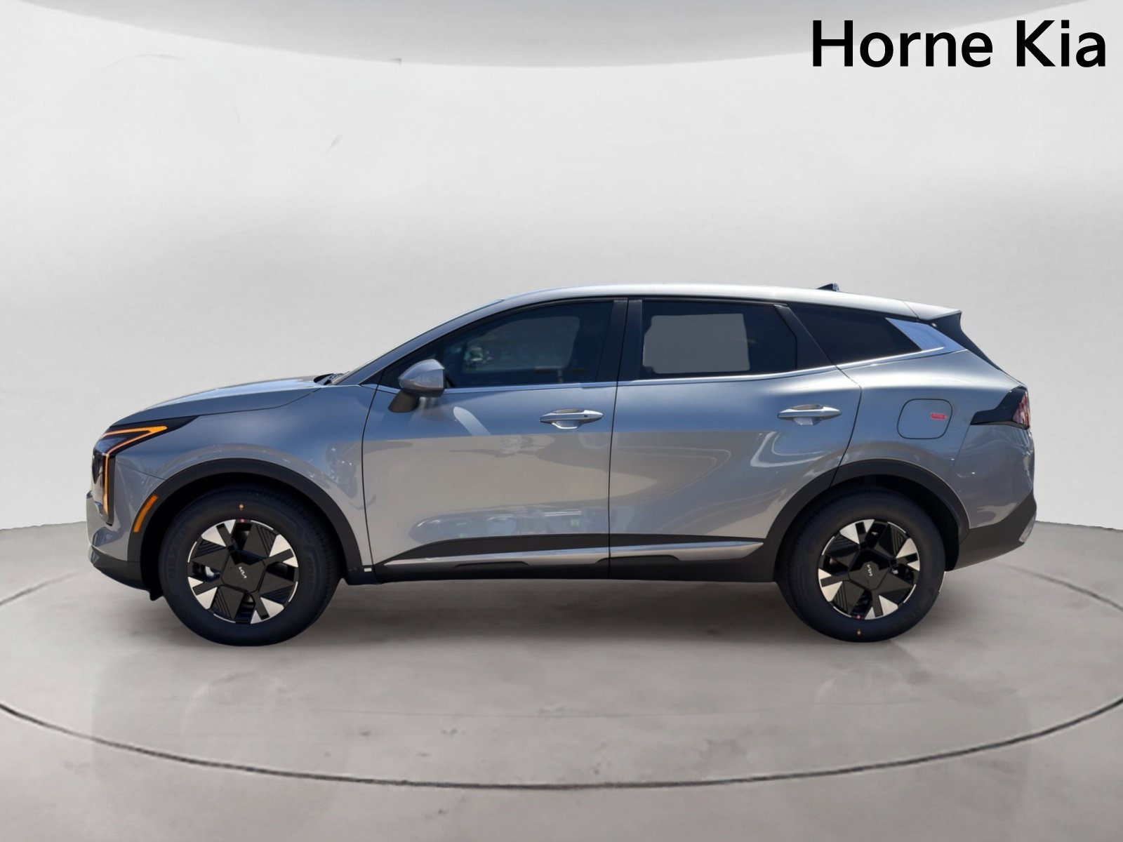 New 2026 Kia Sportage LX FWD image 6